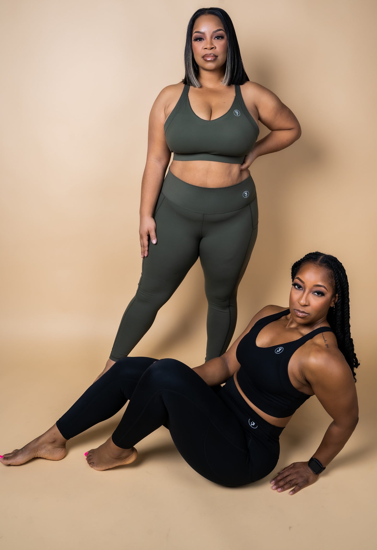 REIGN 2.0 BRA TOP AND LEGGINGS BLACK